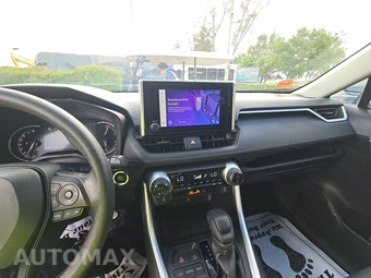2025 Toyota RAV4 XLE – miniatura 17