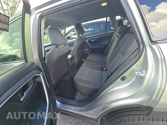2025 Toyota RAV4 XLE – miniatura 19