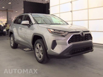 2025 Toyota RAV4 XLE – miniatura 4