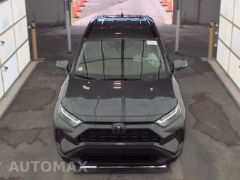 2025 Toyota RAV4 XLE - miniatura 2
