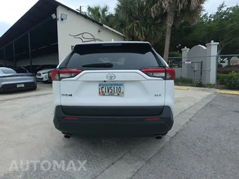 2025 Toyota RAV4 XLE - miniatura 4