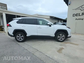 2025 Toyota RAV4 XLE - miniatura 5