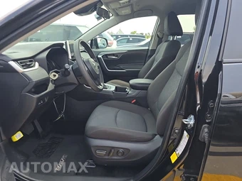 2025 Toyota RAV4 XLE - miniatura 13