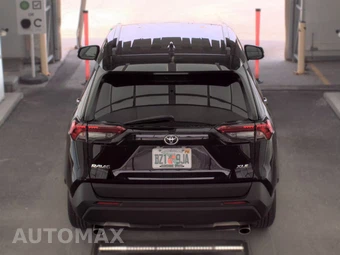 2025 Toyota RAV4 XLE - miniatura 6
