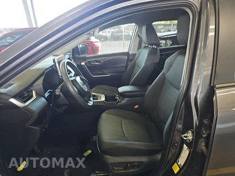 2025 Toyota RAV4 XLE – miniatura 13