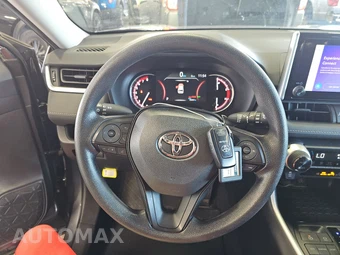 2025 Toyota RAV4 XLE – miniatura 16