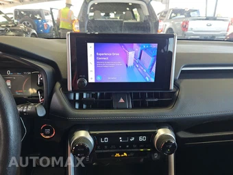 2025 Toyota RAV4 XLE – miniatura 17