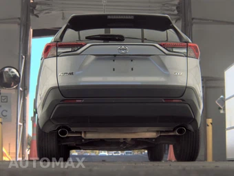 2025 Toyota RAV4 XLE – miniatura 7