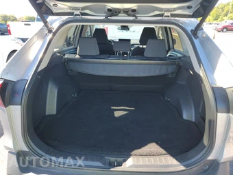 2025 Toyota RAV4 XLE – miniatura 16