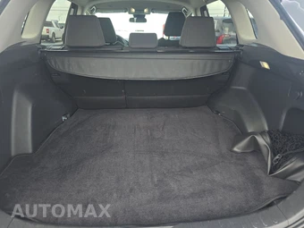 2025 Toyota RAV4 XLE – miniatura 17
