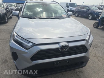2025 Toyota RAV4 XLE – miniatura 2