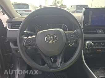 2025 Toyota RAV4 XLE – miniatura 16