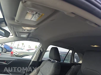 2025 Toyota RAV4 XLE – miniatura 20