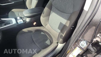 2025 Toyota RAV4 XLE – miniatura 34