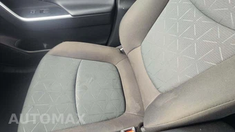 2025 Toyota RAV4 XLE – miniatura 35