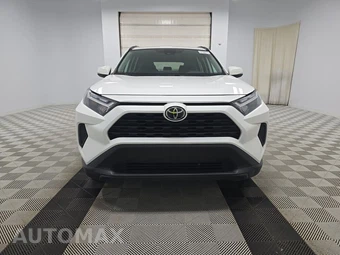 2025 Toyota RAV4 XLE - miniatura 2