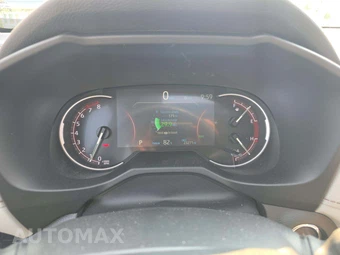 2025 Toyota RAV4 XLE - miniatura 9