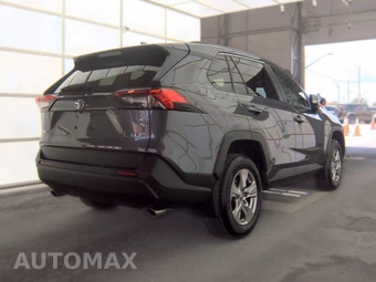 2025 Toyota RAV4 XLE - miniatura 4