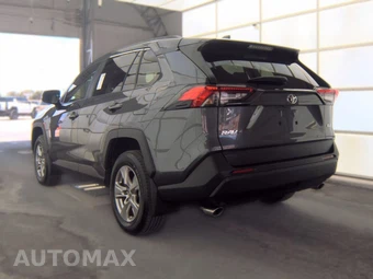 2025 Toyota RAV4 XLE - miniatura 6