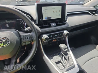2025 Toyota RAV4 XLE - miniatura 11