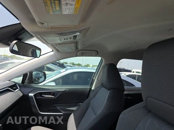 2025 Toyota RAV4 XLE - miniatura 17
