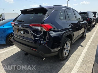 2025 Toyota RAV4 XLE - miniatura 4