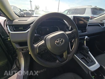 2025 Toyota RAV4 XLE - miniatura 16