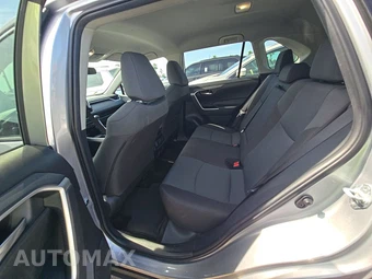 2025 Toyota RAV4 XLE - miniatura 19