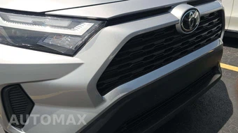 2025 Toyota RAV4 XLE - miniatura 25