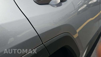 2025 Toyota RAV4 XLE - miniatura 28