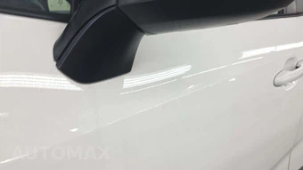 2025 Toyota RAV4 XLE - miniatura 24