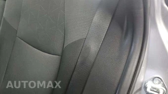 2025 Toyota RAV4 XLE - miniatura 30