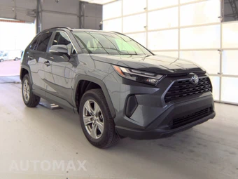 2025 Toyota RAV4 XLE - miniatura 4