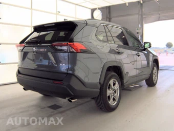 2025 Toyota RAV4 XLE - miniatura 5