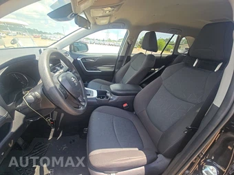 2025 Toyota RAV4 XLE - miniatura 7