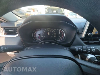 2025 Toyota RAV4 XLE – miniatura 18