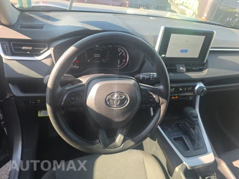 2025 Toyota RAV4 XLE - miniatura 11