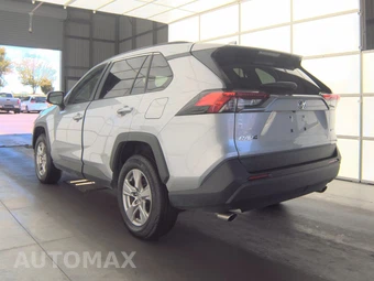 2025 Toyota RAV4 XLE - miniatura 6