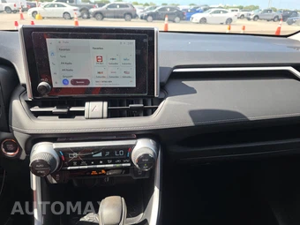 2025 Toyota RAV4 XLE - miniatura 11