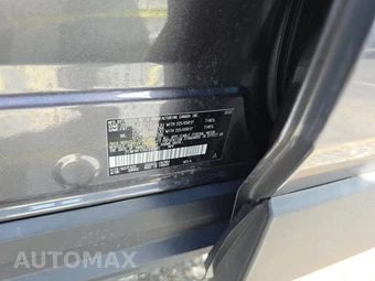 2025 Toyota RAV4 XLE - miniatura 14