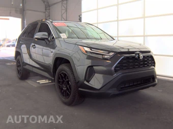 2025 Toyota RAV4 XLE - miniatura 3