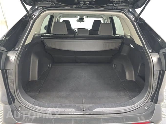 2025 Toyota RAV4 XLE - miniatura 16