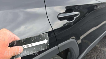 2025 Toyota RAV4 XLE - miniatura 21