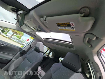 2025 Toyota RAV4 XLE - miniatura 8