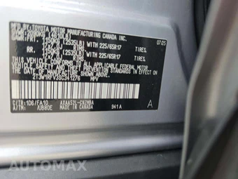 2025 Toyota RAV4 XLE - miniatura 2