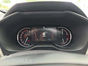 2025 Toyota RAV4 XLE - miniatura 6