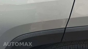 2025 Toyota RAV4 XLE - miniatura 24