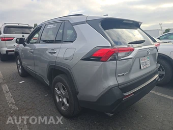 2025 Toyota RAV4 XLE - miniatura 6