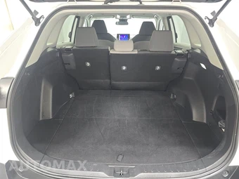 2025 Toyota RAV4 XLE - miniatura 16
