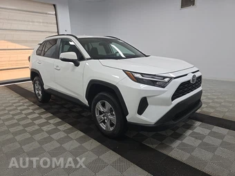 2025 Toyota RAV4 XLE - miniatura 3